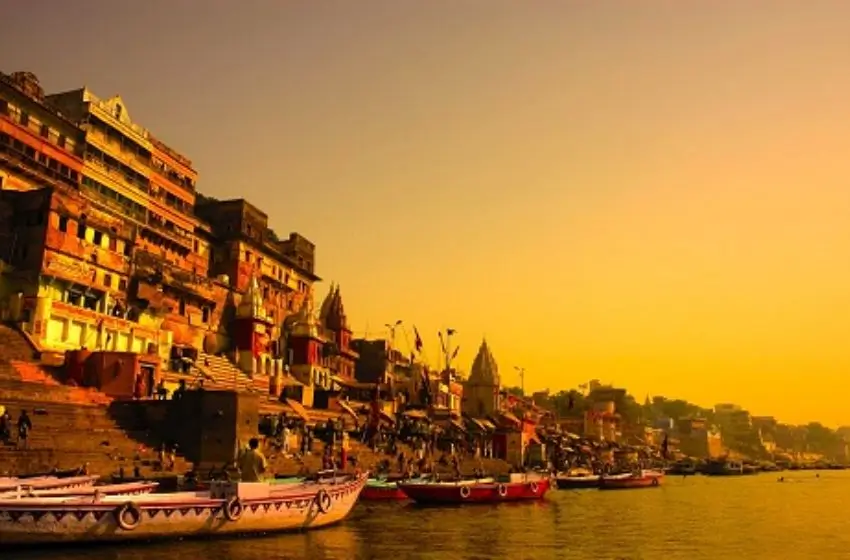 Agra to Varanasi by Private Car: Overnight Road Trip Route, Cost and Complete Travel Guide for Tourists