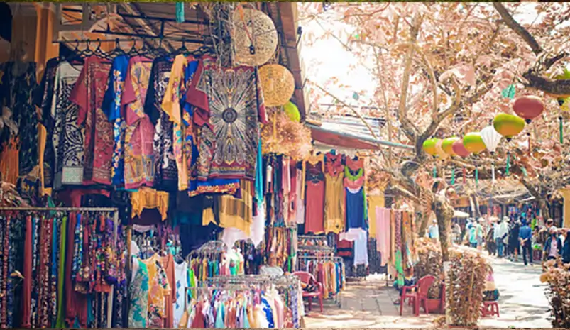 Best Places to Shop in Jaipur: Markets, Handicrafts & Local Finds