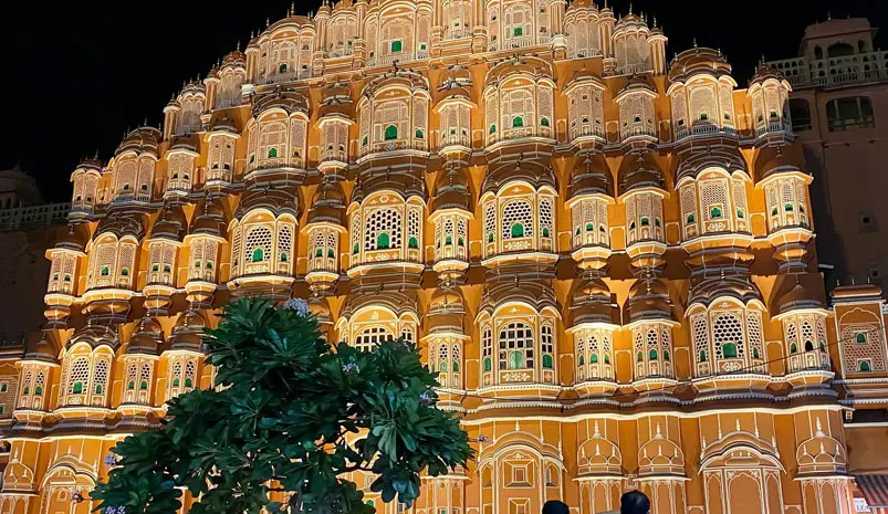 India Private Car & Driver Tours – Complete Travel Guide for New Visitors