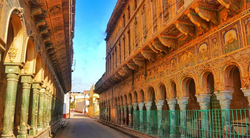 Best Vehicle for Family Trip in Rajasthan