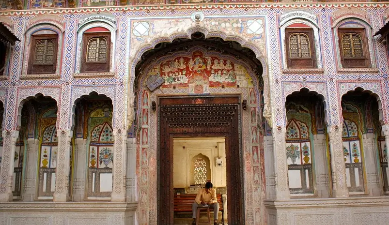 3 Nights 4 Days Jaipur Pushkar Mandawa Tour with Delhi Drop