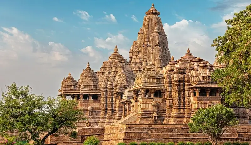 11 Days Golden Triangle with Orchcha Khajuraho & Varanasi Tour